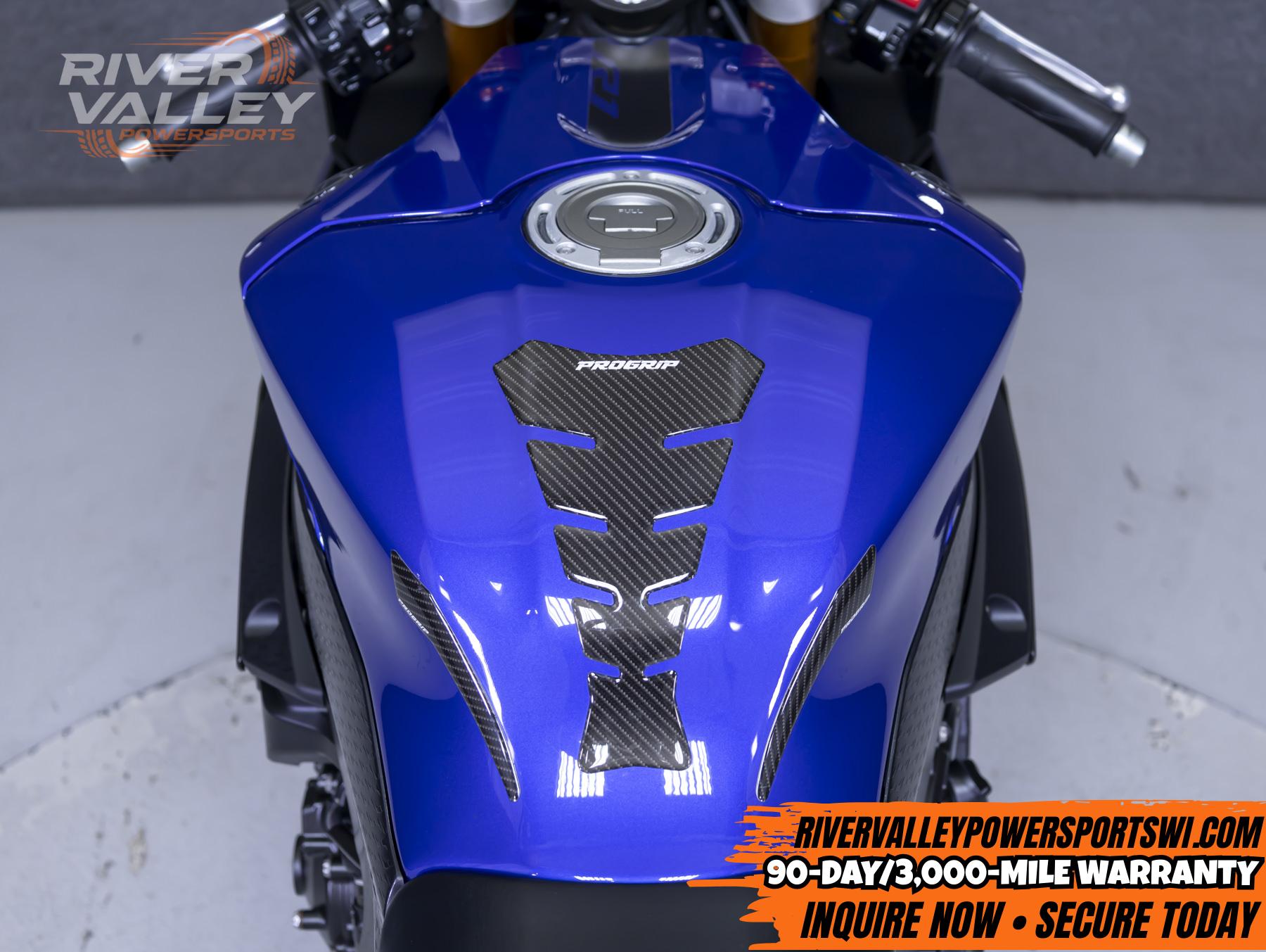 2019 YAMAHA YZFR1 1000 W/ABS