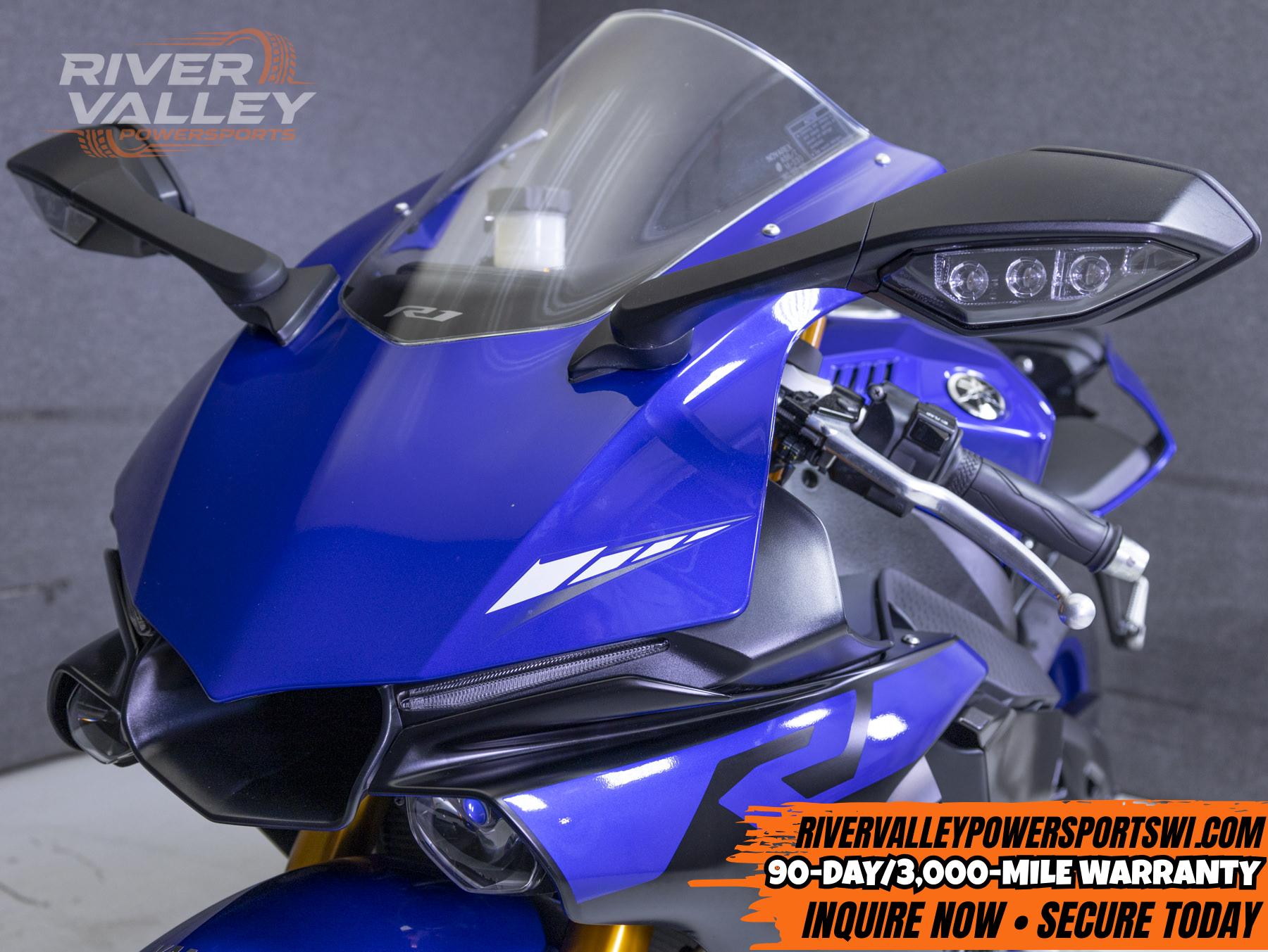 2019 YAMAHA YZFR1 1000 W/ABS
