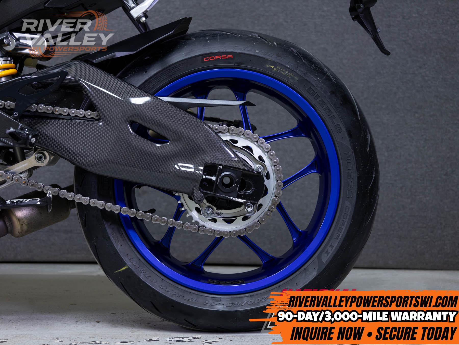 2021 YAMAHA YZFR1M 1000 W/ABS